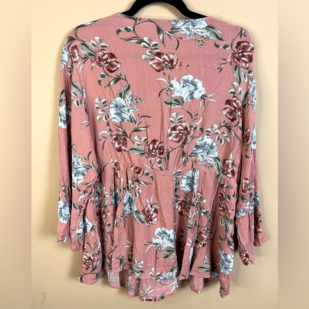 torrid Dusty Rose Floral Lace-Up Peasant Blouse - Picture 8 of 9